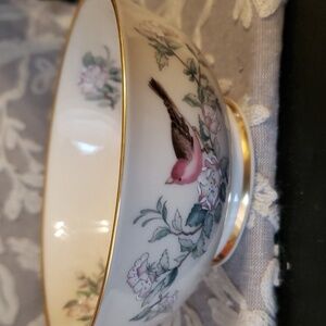 LENOX Serenade 8 3/4 Inch Footed Bowl with 24k Gold Trim Retired Made In USA